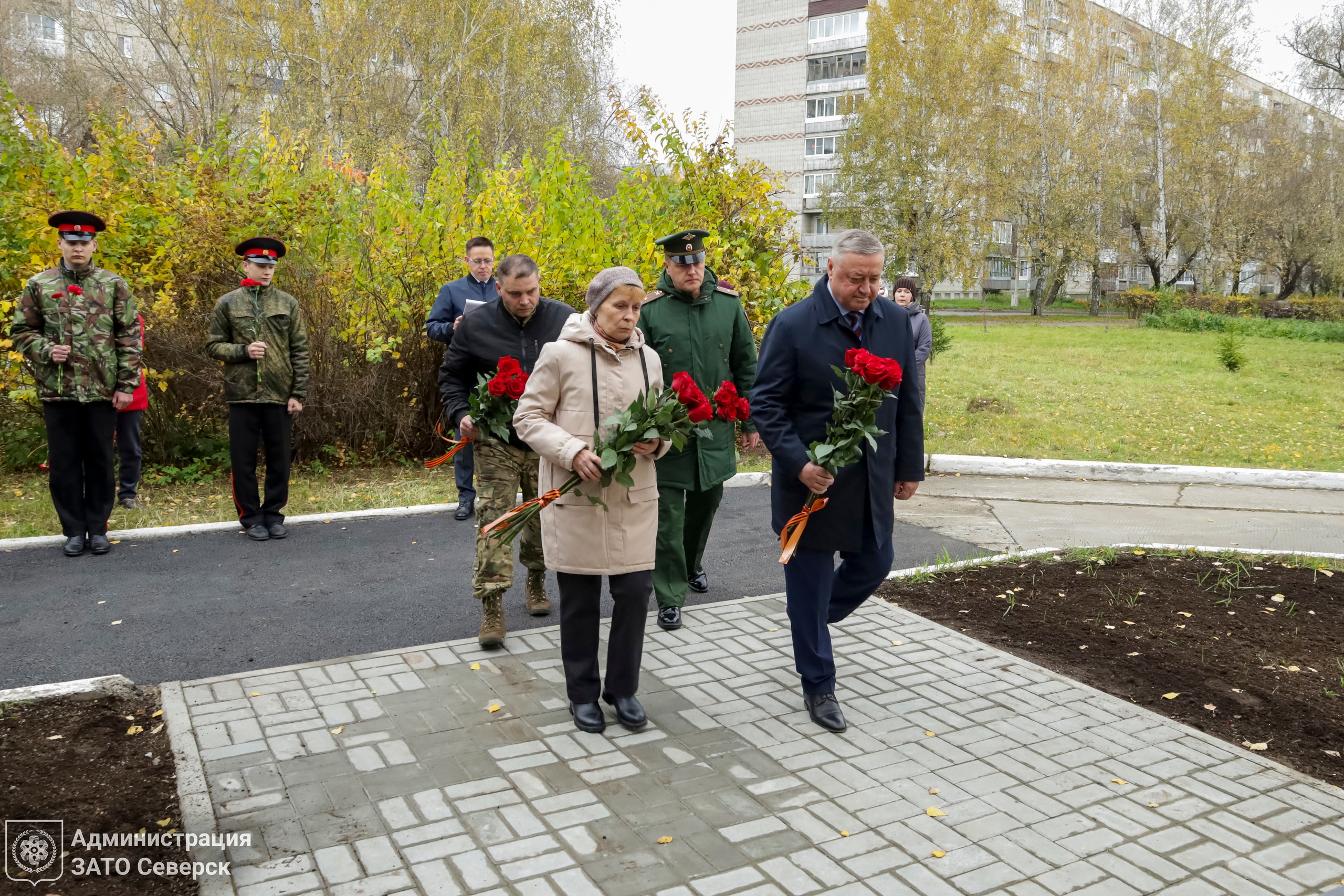 Мэр Николай Диденко вместе с ветеранами СВО, женами и матерями погибших и пропавших без вести солдат, волонтерами, руководителями городских…